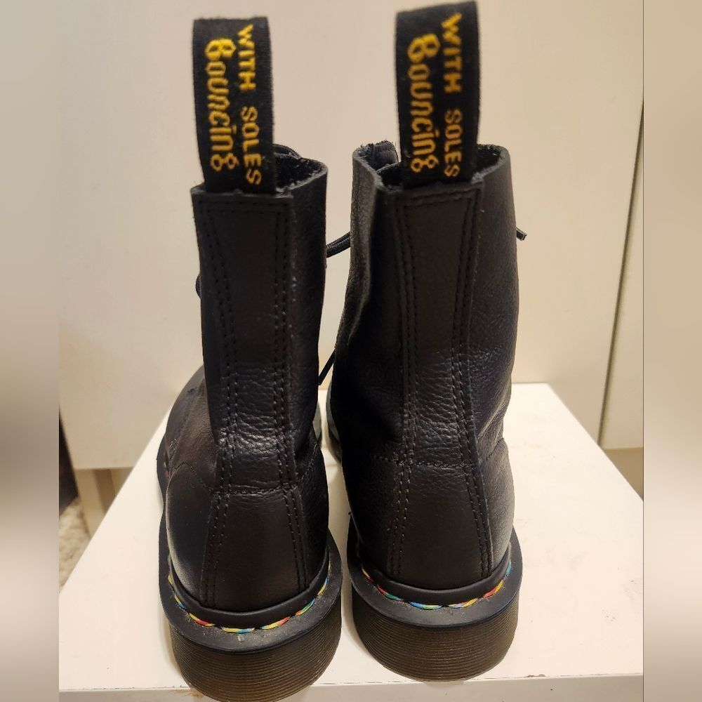 Dr. Martens "1460 Pascal Rainbow" Black Soft-Grain Leather Boots Sz. 6/37 $180 - Picture 4 of 10